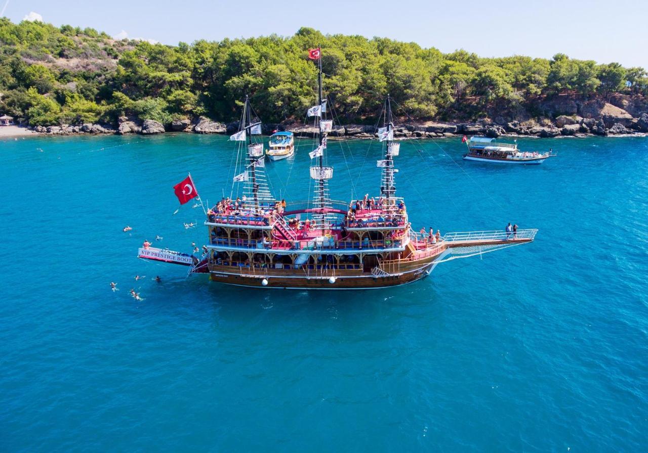 Antalya 1 Nirvana Club First Floor Two Bedrooms Pool View With Water Slide Close To Center